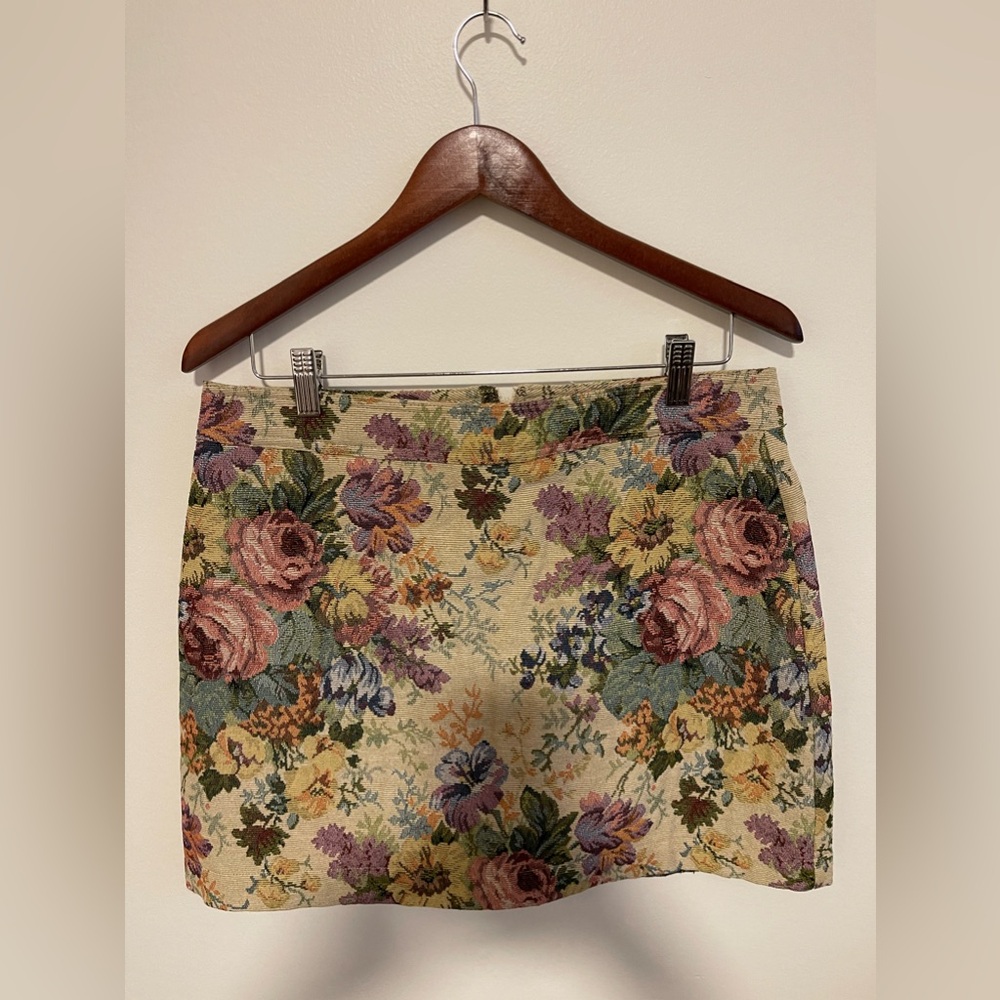 Embroidered Floral Mini Skirt
